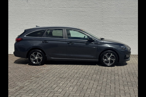 Hyundai i30 1.5 T-GDi 160PK MHEV Premium Sky Automaat Led Carplay Camera Navigatie Cruise