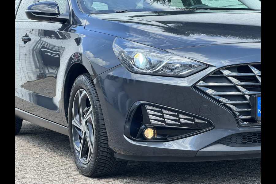 Hyundai i30 1.5 T-GDi 160PK MHEV Premium Sky Automaat Led Carplay Camera Navigatie Cruise