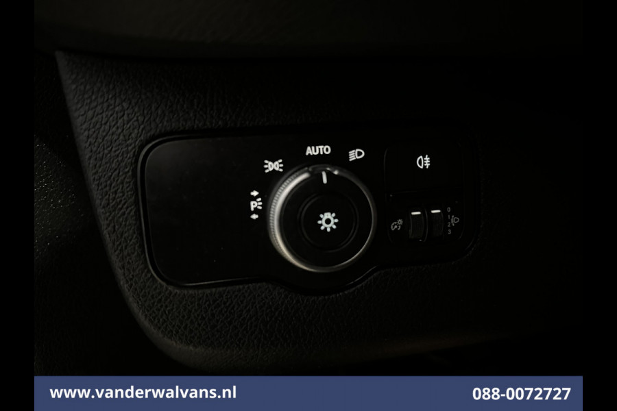Mercedes-Benz Sprinter 314 CDI 143pk L2H1 Euro6 Airco | Camera | Apple Carplay | Trekhaak | Chauffeursstoel Android Auto, Bijrijdersbank