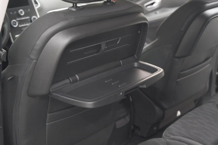 Renault Scénic TCe 140 EDC Limited | Camera | Stoelverwarming | Navigatie | Apple Carplay