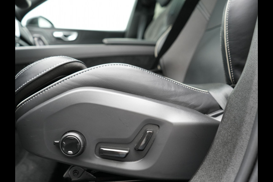 Volvo XC60 T8 AWD R-Design LONG RANGE PHEV 455pk Dealer O.H. | Trekhaak Af Fabriek | Panodak | Adaptive Cruise | 360 Camera | Harman / Kardon | Keyless | Stuur Verwarmd | Google Assistent | Apple Carplay | DAB |