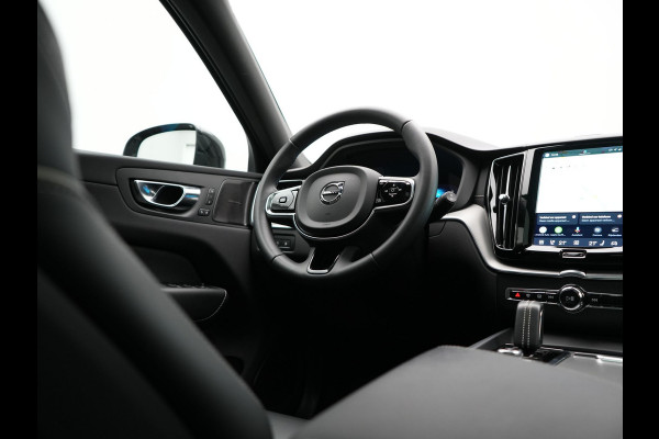 Volvo XC60 T8 AWD R-Design LONG RANGE PHEV 455pk Dealer O.H. | Trekhaak Af Fabriek | Panodak | Adaptive Cruise | 360 Camera | Harman / Kardon | Keyless | Stuur Verwarmd | Google Assistent | Apple Carplay | DAB |