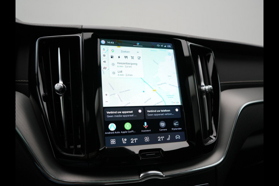 Volvo XC60 T8 AWD R-Design LONG RANGE PHEV 455pk Dealer O.H. | Trekhaak Af Fabriek | Panodak | Adaptive Cruise | 360 Camera | Harman / Kardon | Keyless | Stuur Verwarmd | Google Assistent | Apple Carplay | DAB |