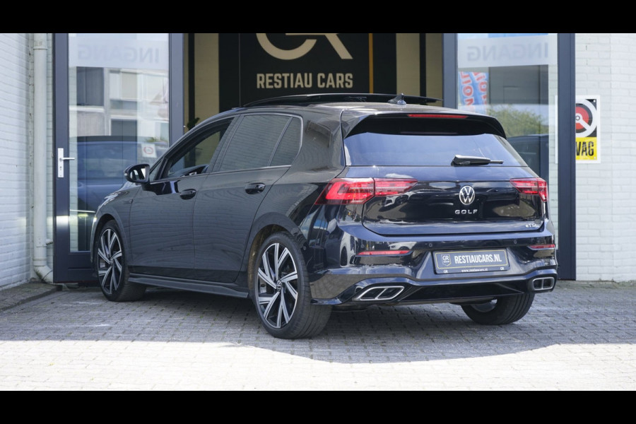 Volkswagen Golf VIII 1.5 eTSI R-Line ACC|AMBIANCE|CAMERA|IQ LIGHT|KEYLESS|MODE|PANORAMA|STOELVERWARMING