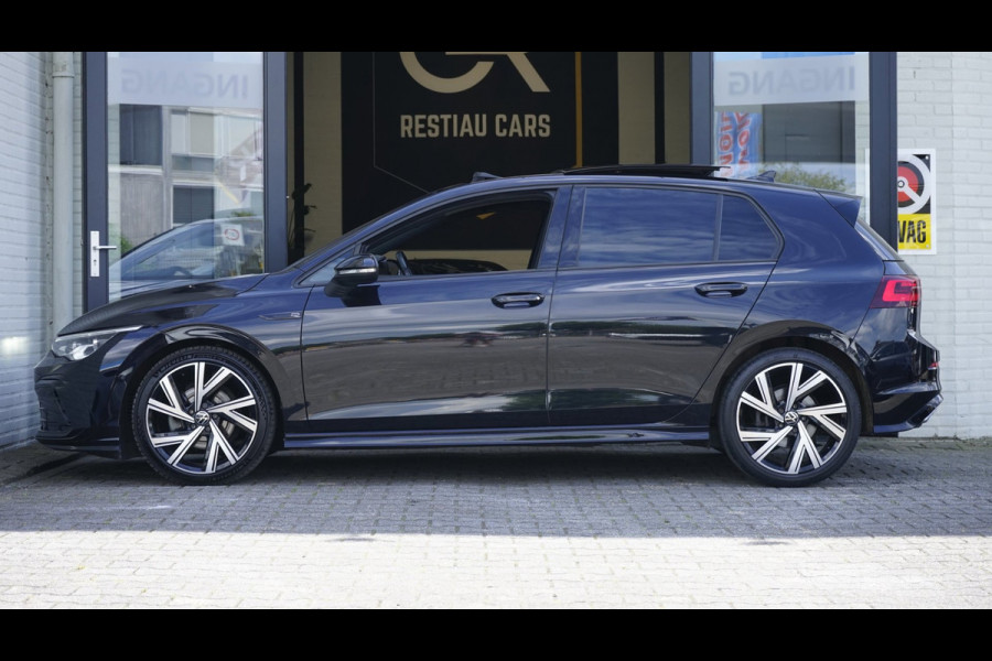 Volkswagen Golf VIII 1.5 eTSI R-Line ACC|AMBIANCE|CAMERA|IQ LIGHT|KEYLESS|MODE|PANORAMA|STOELVERWARMING