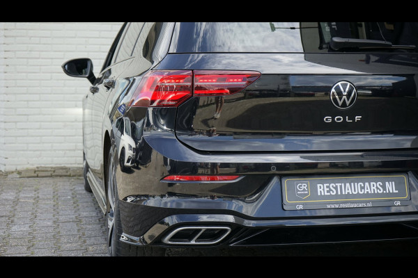 Volkswagen Golf VIII 1.5 eTSI R-Line ACC|AMBIANCE|CAMERA|IQ LIGHT|KEYLESS|MODE|PANORAMA|STOELVERWARMING