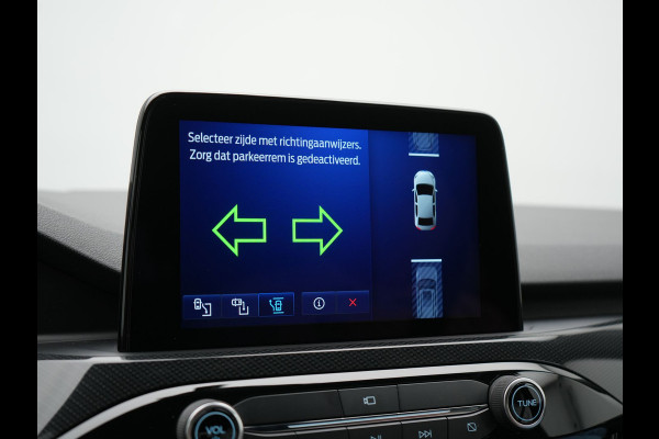 Ford Kuga 2.5 ST-Line X PHEV 225pk Dealer O.H. | Trekhaak Af Fabriek | Adaptive Cruise | 360 Camera | Bang & Olufsen | Alcantara Sportstoelen Verwarmd | Stuurverwarmd | Keyless | Blis | Apple Carplay | Navigatie | DAB | Plug In Hybrid |