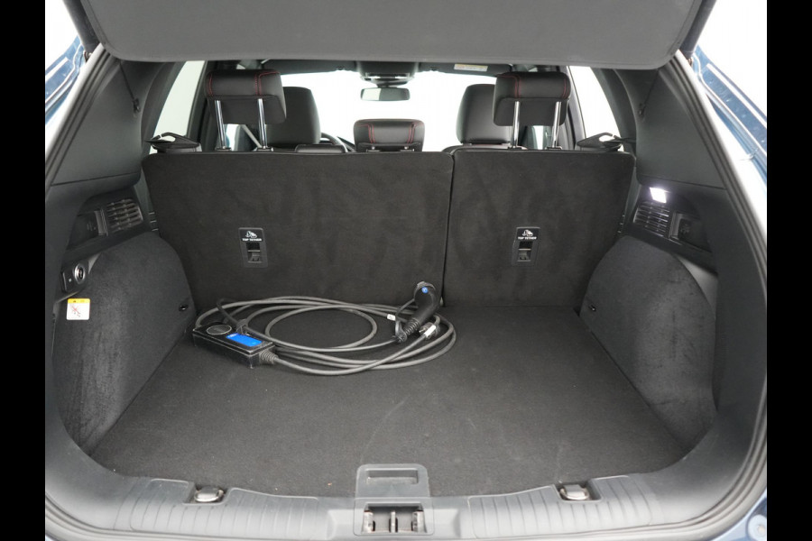 Ford Kuga 2.5 ST-Line X PHEV 225pk Dealer O.H. | Trekhaak Af Fabriek | Adaptive Cruise | 360 Camera | Bang & Olufsen | Alcantara Sportstoelen Verwarmd | Stuurverwarmd | Keyless | Blis | Apple Carplay | Navigatie | DAB | Plug In Hybrid |