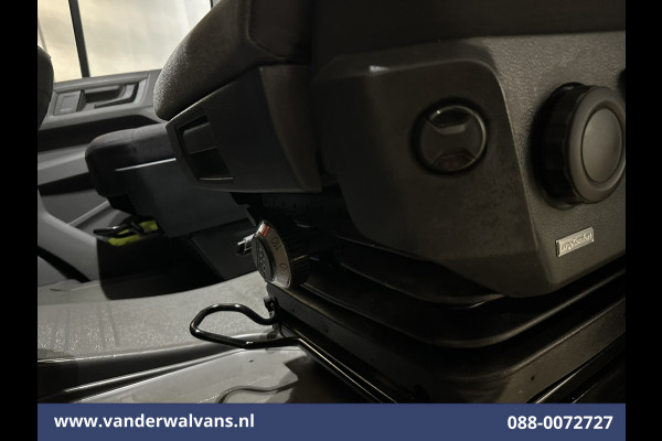 Volkswagen Crafter 2.0 TDI 141pk L3H3 L2H2 Euro6 Airco | Navigatie | Apple Carplay | Chauffeursstoel Android Auto, Standkachel, Parkeersensoren, 3000kg trekvermogen