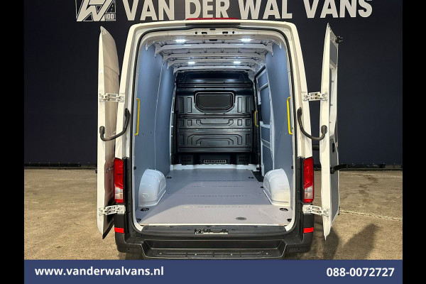 Volkswagen Crafter 2.0 TDI 141pk L3H3 L2H2 Euro6 Airco | Navigatie | Apple Carplay | Chauffeursstoel Android Auto, Standkachel, Parkeersensoren, 3000kg trekvermogen