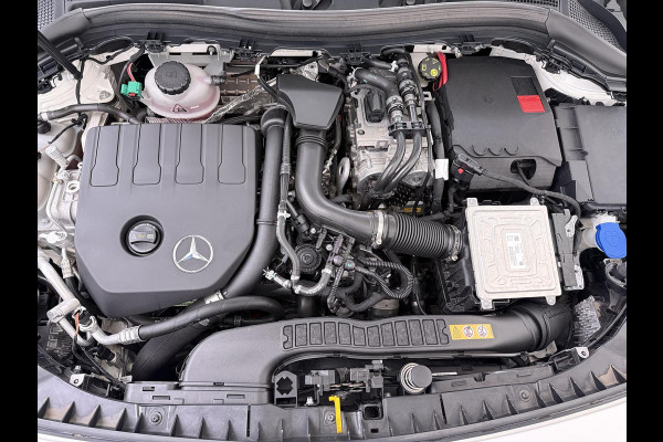 Mercedes-Benz B-Klasse 250 e Business Solution AMG Limited VAN: 30.900,- VOOR: 28.877,- UW WKVOORDEEL: 2.023-  | PANORAMA DAK | 360 CAMERA | SFEER VERLICHTING | ADAPTIEF CRUISE CONTROL | MEMORY OP STOEL | HEAD-UP DISPLAY | 12 MND BOVAG GARANTIE |