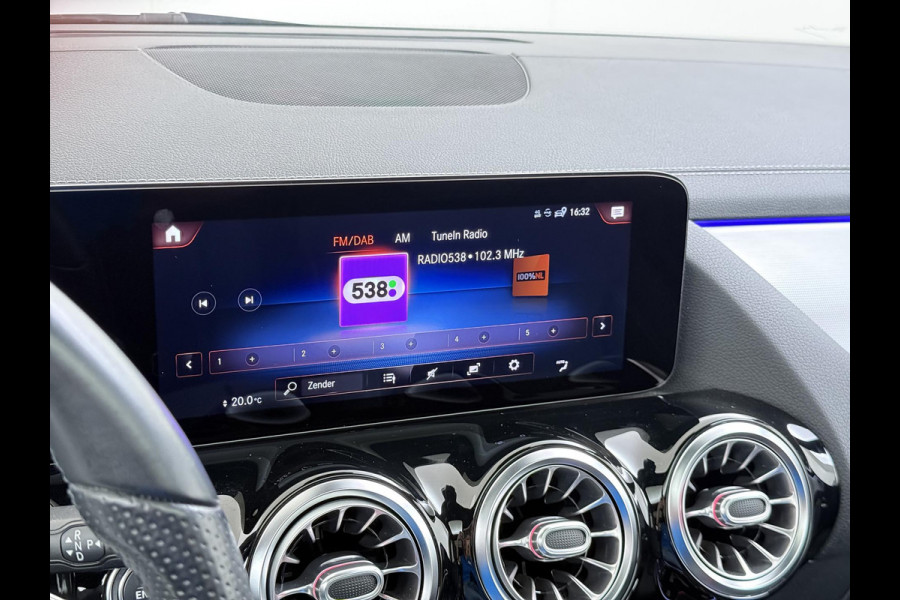 Mercedes-Benz B-Klasse 250 e Business Solution AMG Limited VAN: 30.900,- VOOR: 28.877,- UW WKVOORDEEL: 2.023-  | PANORAMA DAK | 360 CAMERA | SFEER VERLICHTING | ADAPTIEF CRUISE CONTROL | MEMORY OP STOEL | HEAD-UP DISPLAY | 12 MND BOVAG GARANTIE |
