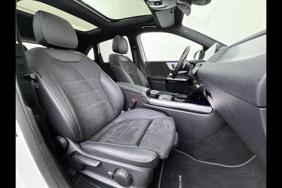 Mercedes-Benz B-Klasse 250 e Business Solution AMG Limited VAN: 30.900,- VOOR: 28.877,- UW WKVOORDEEL: 2.023-  | PANORAMA DAK | 360 CAMERA | SFEER VERLICHTING | ADAPTIEF CRUISE CONTROL | MEMORY OP STOEL | HEAD-UP DISPLAY | 12 MND BOVAG GARANTIE |