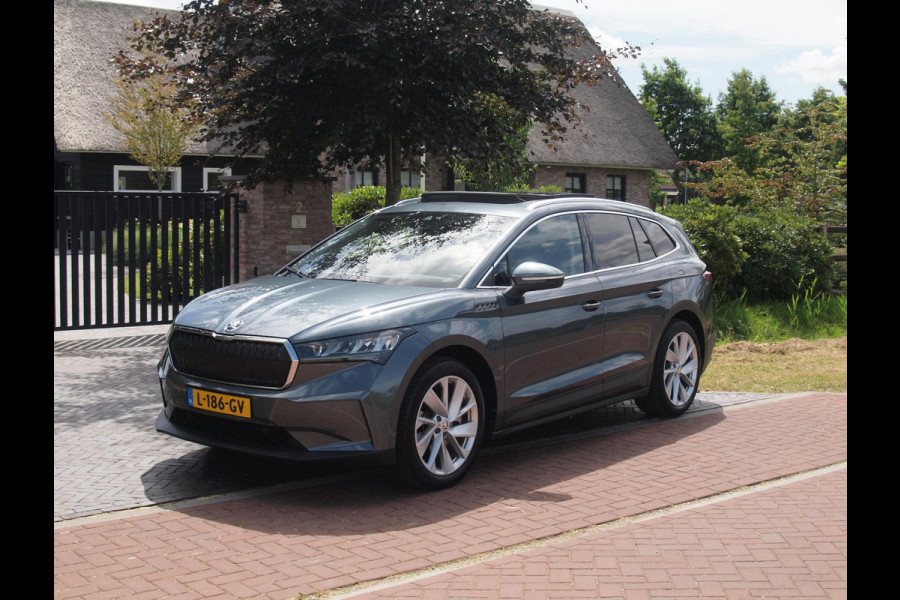 Škoda ENYAQ iV 80 | Panoramadak | Camera | Head-Up Display | Stoel Memory | ACC |