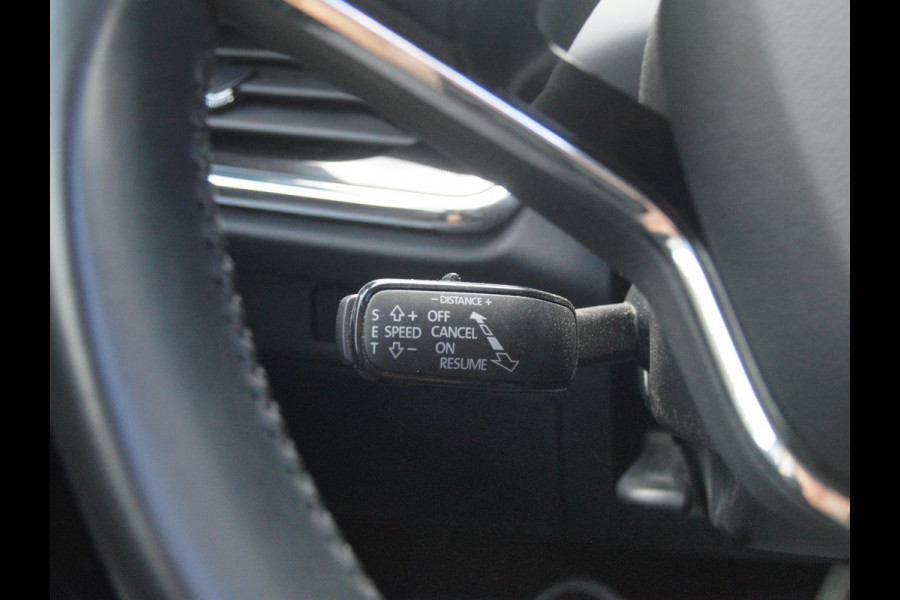 Škoda ENYAQ iV 80 | Panoramadak | Camera | Head-Up Display | Stoel Memory | ACC |