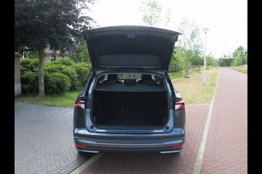 Škoda ENYAQ iV 80 | Panoramadak | Camera | Head-Up Display | Stoel Memory | ACC |
