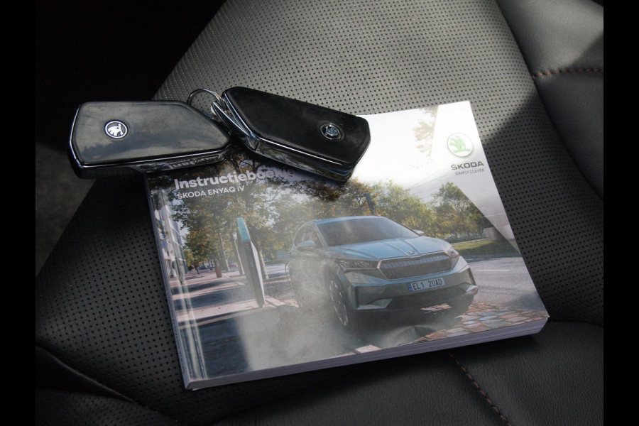 Škoda ENYAQ iV 80 | Panoramadak | Camera | Head-Up Display | Stoel Memory | ACC |
