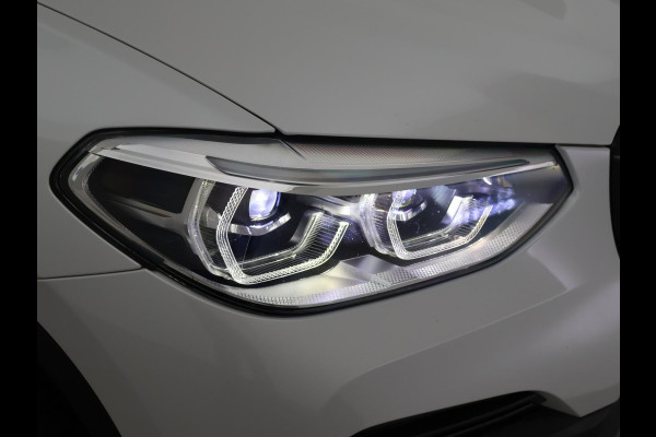 BMW X3 xDrive20i HIGH EXECUTVE M-SPORT + 20 INCH | TREKHAAK | ADAPTIVE CRUISE | DIGITALE COCKPIT