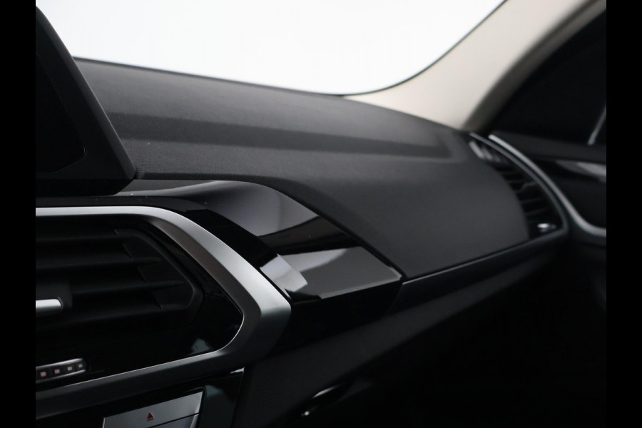 BMW X3 xDrive20i HIGH EXECUTVE M-SPORT + 20 INCH | TREKHAAK | ADAPTIVE CRUISE | DIGITALE COCKPIT