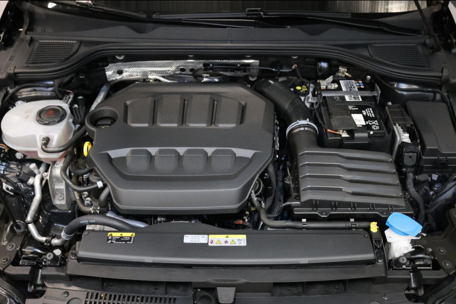 Volkswagen Golf 2.0 TSI GTI Clubsport 301+PK OPF DELETED/LED+IQ/PANO/ALCANTARA+S.VERWARMING/19"/CAM/LINE/ACC/ECC/12 MND GARANTIE!
