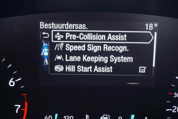 Ford Focus 1.0 EcoB.125PK Titanium Bus/Inparkeer hulpsysteem/ 100%Dealeronderhouden.