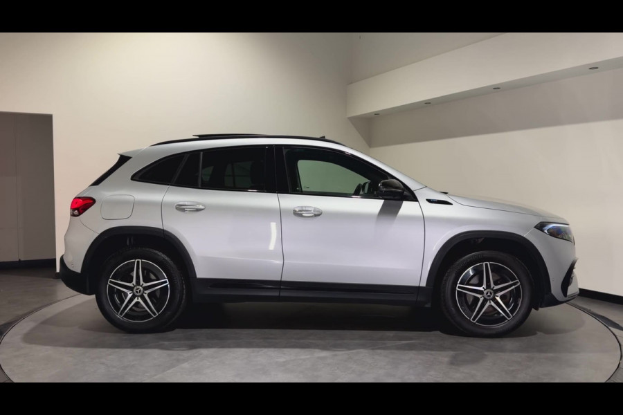 Mercedes-Benz EQA 300 4MATIC Business Solution 67 kWh | AMG Styling | SOH 94,2 %