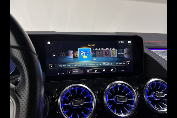 Mercedes-Benz EQA 300 4MATIC Business Solution 67 kWh | AMG Styling | SOH 94,2 %