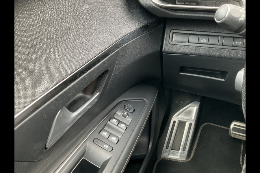 Peugeot 3008 1.6 181PK GT Line Automaat Trekhaak Pano Leer Adap.Cruise 360° Carplay Voll.Onderhouden BOMVOL!