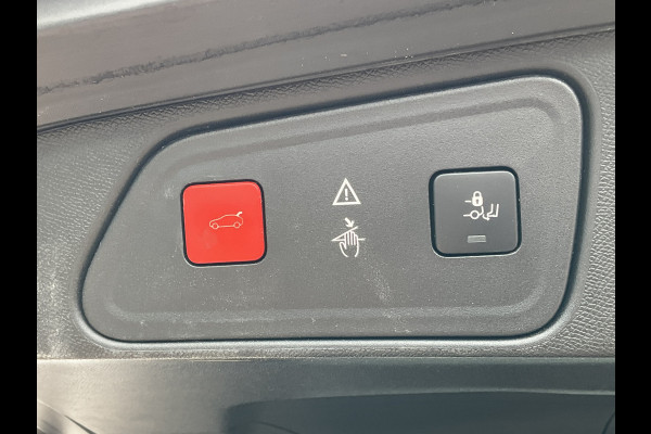 Peugeot 3008 1.6 181PK GT Line Automaat Trekhaak Pano Leer Adap.Cruise 360° Carplay Voll.Onderhouden BOMVOL!