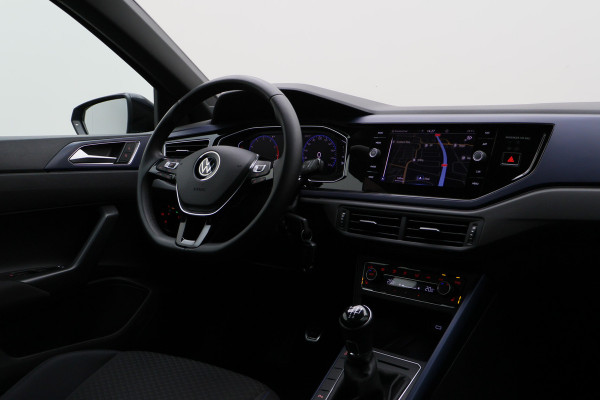 Volkswagen Polo 1.0 TSI Highline Business R Virtual Cockpit, Apple Carplay, Climate, PDC, Afn. Trekhaak