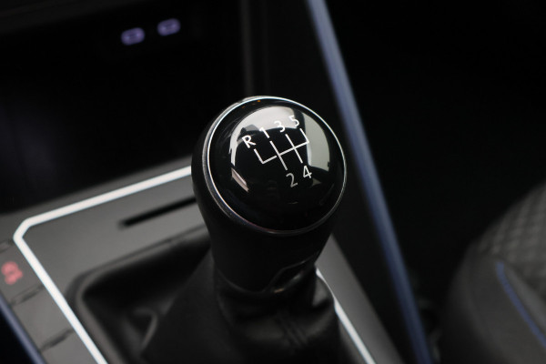 Volkswagen Polo 1.0 TSI Highline Business R Virtual Cockpit, Apple Carplay, Climate, PDC, Afn. Trekhaak