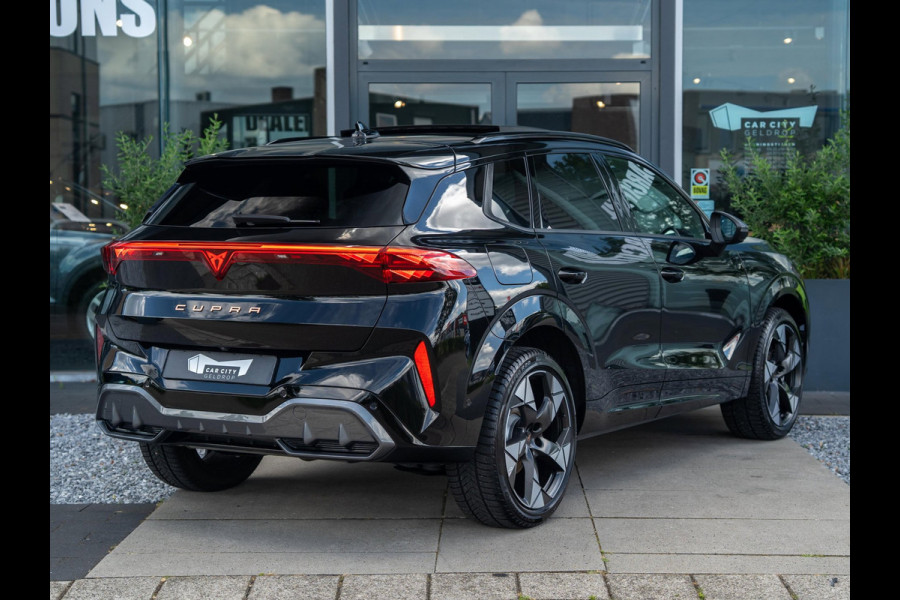 CUPRA Terramar 1.5 TSI eHybrid 204pk PHEV / Pano / Memory / HUD / Keyless / Ambiance