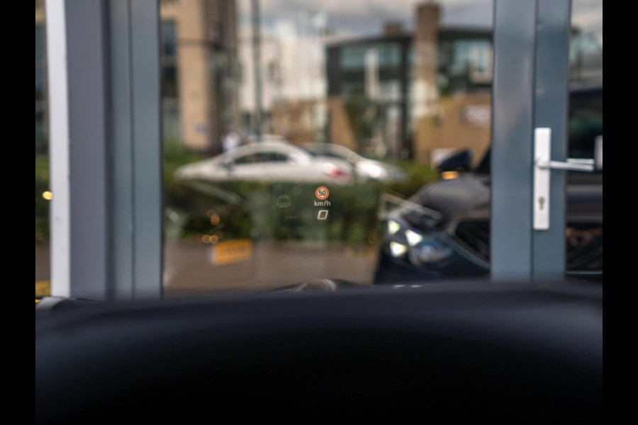 CUPRA Terramar 1.5 TSI eHybrid 204pk PHEV / Pano / Memory / HUD / Keyless / Ambiance