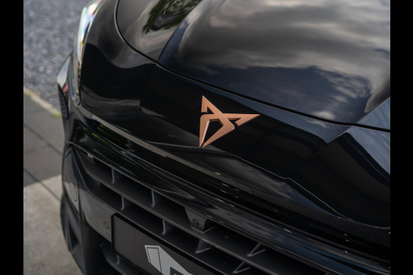CUPRA Terramar 1.5 TSI eHybrid 204pk PHEV / Pano / Memory / HUD / Keyless / Ambiance
