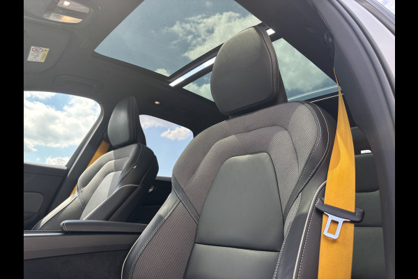 Volvo XC60 2.0 T8 Plug-in-hybrid AWD Polestar Engineered Long Range | Zwenkbare trekhaak | Bowers & Wilkins | Panorama dak | Memory | Blis | Adaptieve cruise |