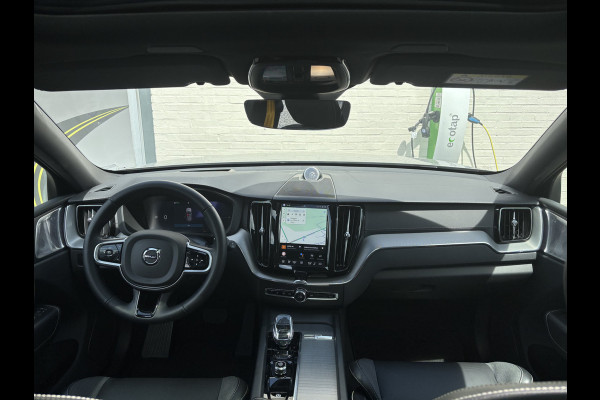 Volvo XC60 2.0 T8 Plug-in-hybrid AWD Polestar Engineered Long Range | Zwenkbare trekhaak | Bowers & Wilkins | Panorama dak | Memory | Blis | Adaptieve cruise |