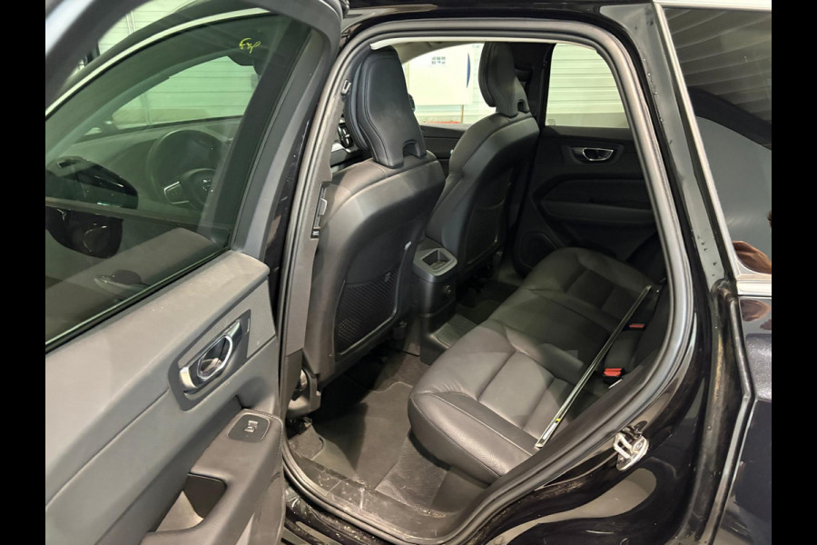 Volvo XC60 T6 Aut. Plug-in Hybrid Inscription Stoelverwarming Parkeercamera Leder 340pk