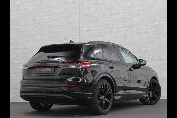 Audi Q4 e-tron 40 77 kWh S-Line #RS-Leder | Black-Edition | ACC | Sfeerverlichting | Virtual-Cockpit | Stoelverwarming | 3-Zone Clima | Virtual-Cockpit | Camera | LED | Getint Glas | Carplay | Autom. Parkeren |