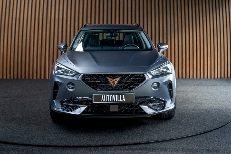 CUPRA Formentor 1.5 TSI Leer Camera ACC PDC Elektr. bedienbare achterklep Stuurverwarming Navi Climate voor & achter Stoelverwarming Virtual cockpit Keyless Entry & Go LM velgen