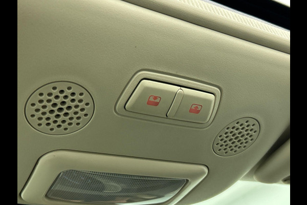 Fiat 500C 1.0 Hybrid Dolcevita Cabriolet Climate Control Sportstoelen Parkeersensoren achter Cruise Control DAB Lichtmetalen Velgen