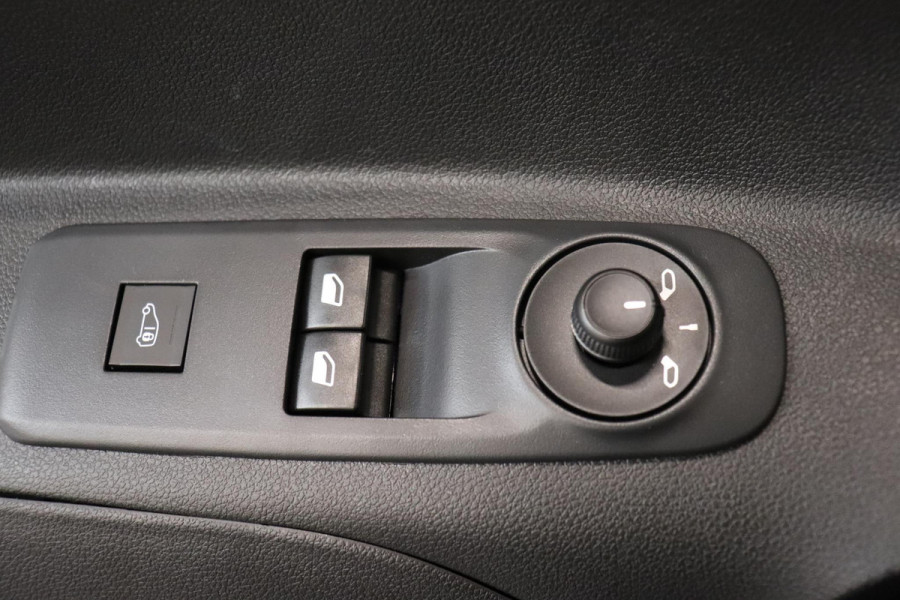 Peugeot Partner 1.5 BlueHDi 100 S&S L2 Airco Bluetooth Parkeersensoren