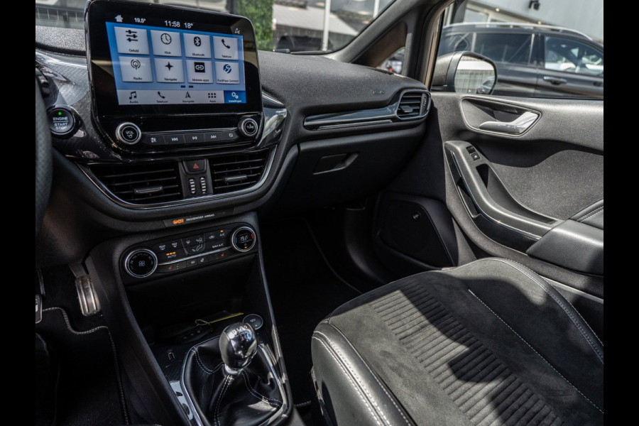 Ford Fiesta 1.5 EcoBoost 200PK ST-3 | Recaro | B&O Sound | LED | Winter Pack