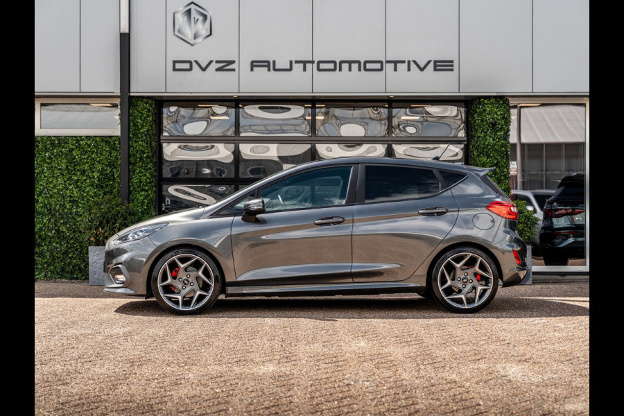 Ford Fiesta 1.5 EcoBoost 200PK ST-3 | Recaro | B&O Sound | LED | Winter Pack
