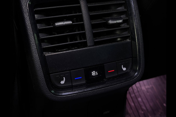 Škoda Octavia Combi 1.5 e-TSI Business KeylessGo Carplay LED Sfeerverlichting
