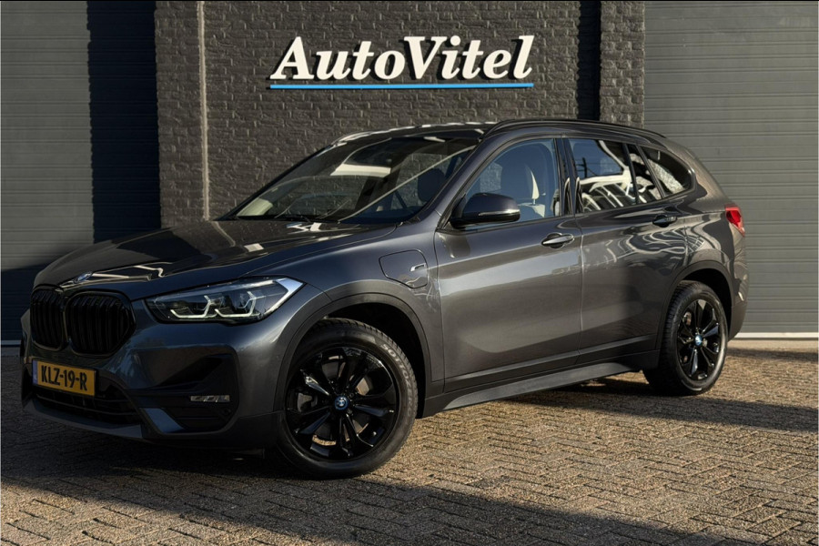 BMW X1 xDrive25e | Leder | Camera | Head-Up | Groot Navi | LED | Elektrische Klep