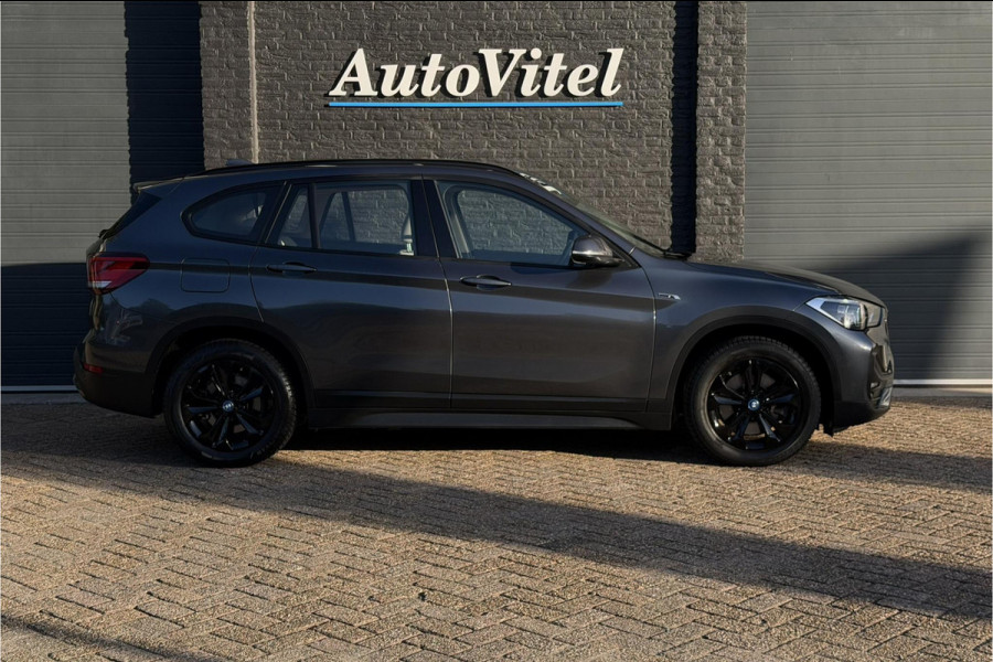 BMW X1 xDrive25e | Leder | Camera | Head-Up | Groot Navi | LED | Elektrische Klep