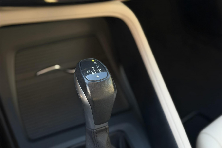 BMW X1 xDrive25e | Leder | Camera | Head-Up | Groot Navi | LED | Elektrische Klep