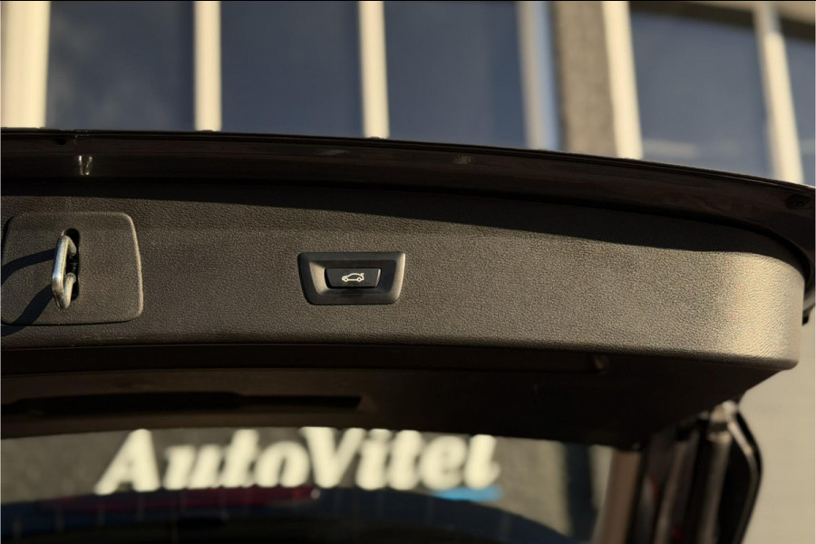 BMW X1 xDrive25e | Leder | Camera | Head-Up | Groot Navi | LED | Elektrische Klep