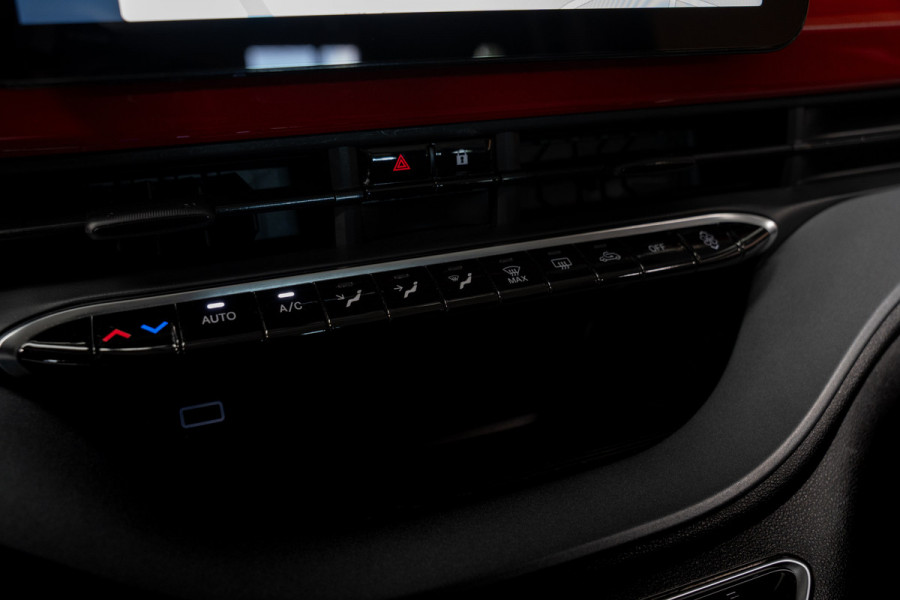 Fiat 500 24 kWh 3- Fase SOH: 93,8% Navi Airco LED Cruise C. Carplay Stoelverwarming LM velgen BTW auto