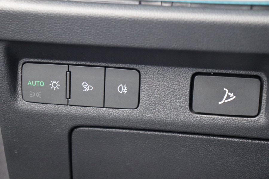 Škoda ENYAQ iV 60 Sportline schuifdak el.trekhaak camera's leer+mem+vw org.NL 93,53% travel assist